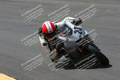 media/Apr-10-2022-SoCal Trackdays (Sun) [[f104b12566]]/Bowl (11am)/